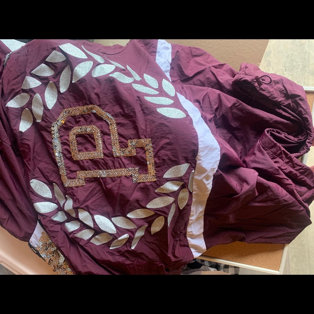 Pink Windbreakers- Authentic - Picture 4 of 4
